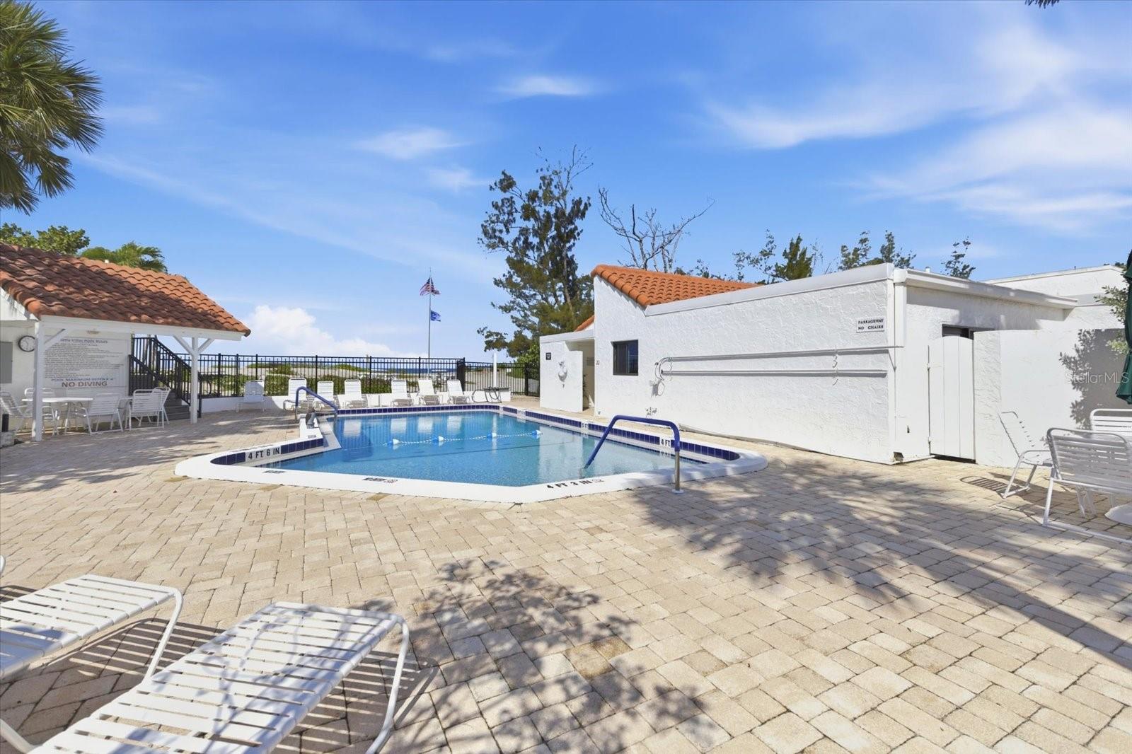 1585 TARPON CENTER DRIVE 20, VENICE, FL, 34285 2 1585 TARPON CENTER DRIVE 20