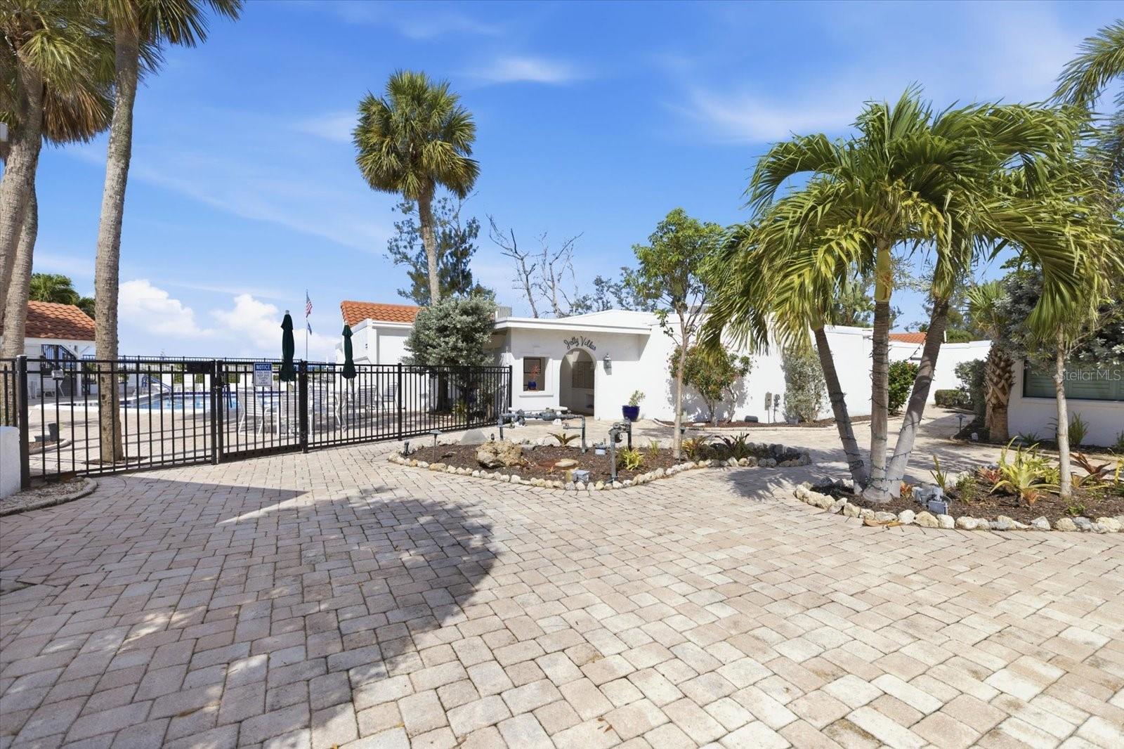 JETTY VILLAS - Residential