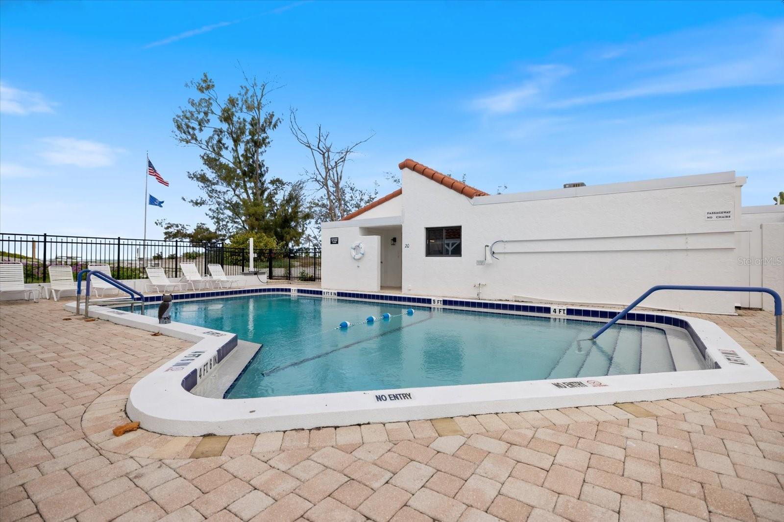 JETTY VILLAS - Residential
