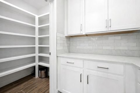 Tiny photo for 469 SE 38th Street, Ocala, FL 34480 (MLS # OM708445)