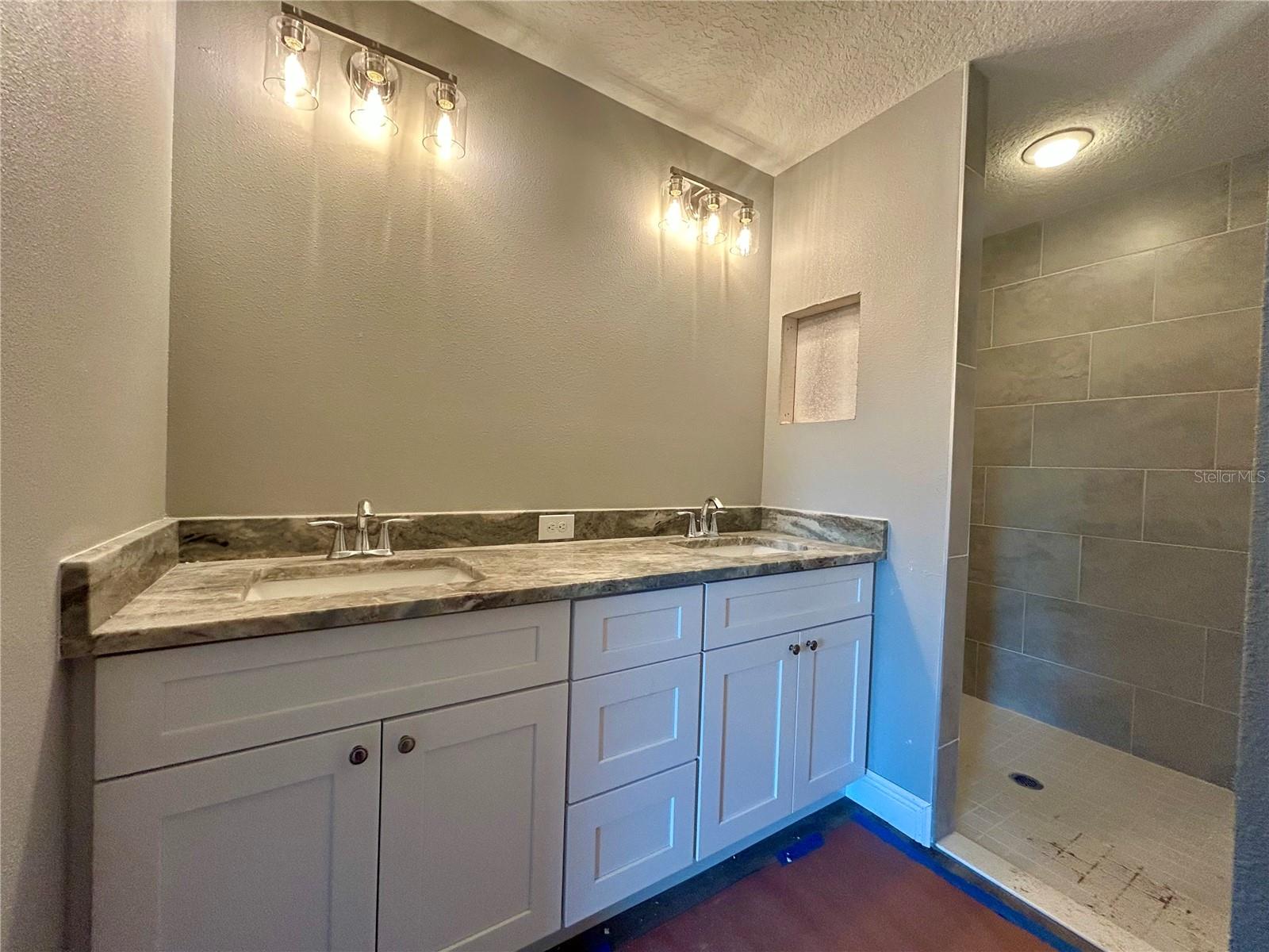 ORANGE BLOSSOM HILLS UN 02 - Residential