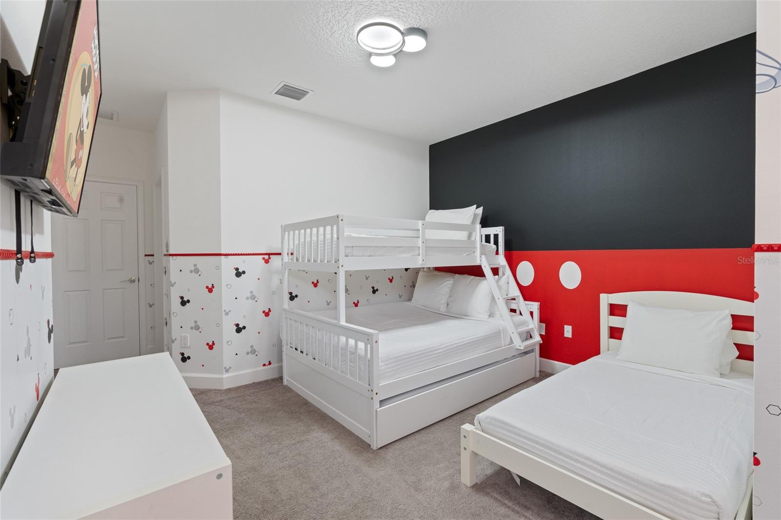 SERENITY AT SILVER CREEK SUB - Residential Lease