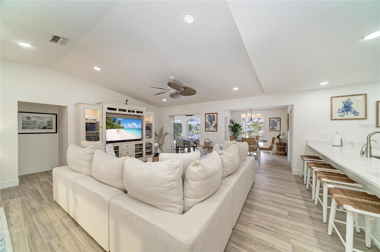 PUNTA GORDA ISLES SEC 14 - Residential