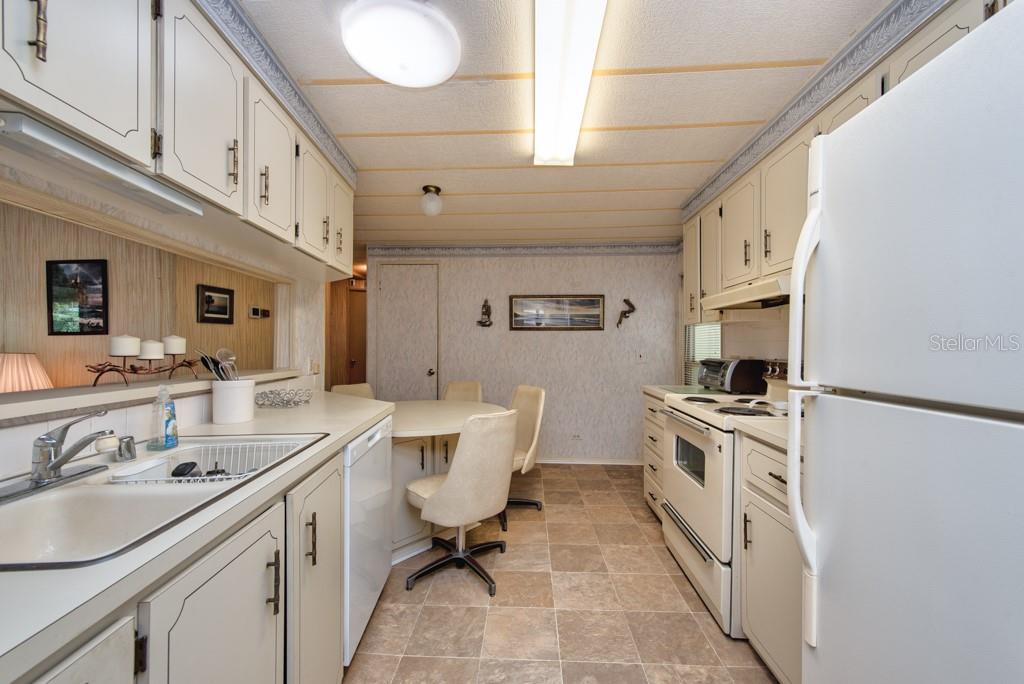 BRIAR CREEK MOBILE HOME COMMUNITY I CONDO - Residential