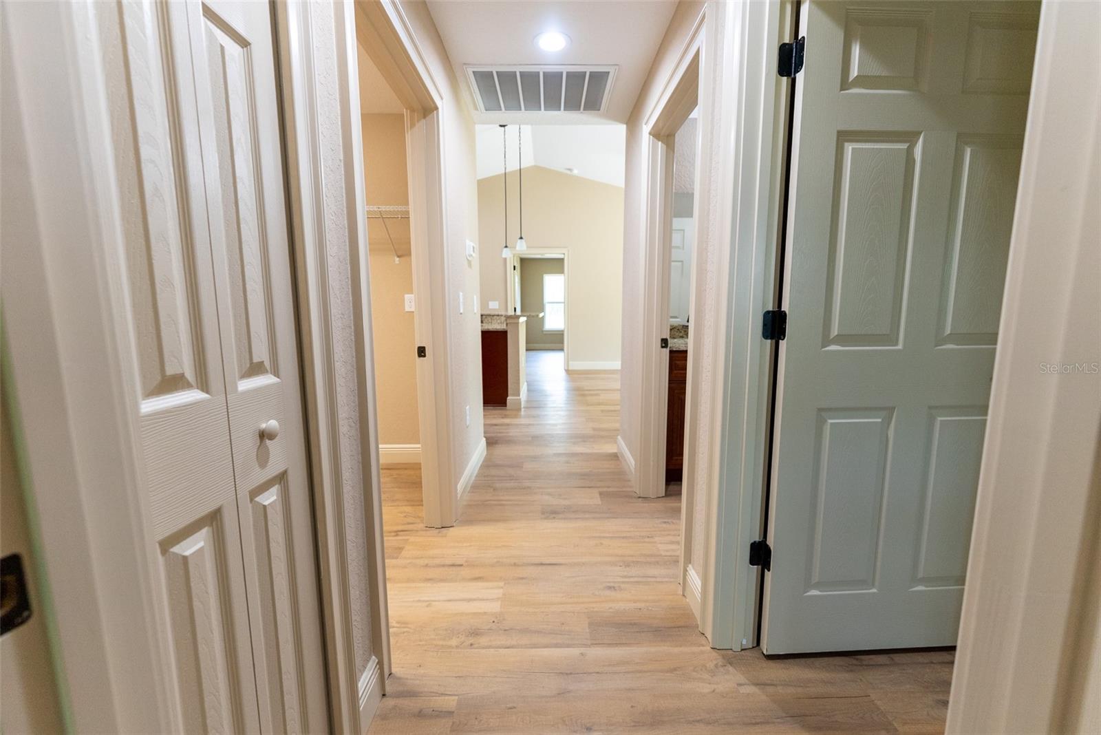 RAINBOW LAKES ESTATES SEC O - Residential