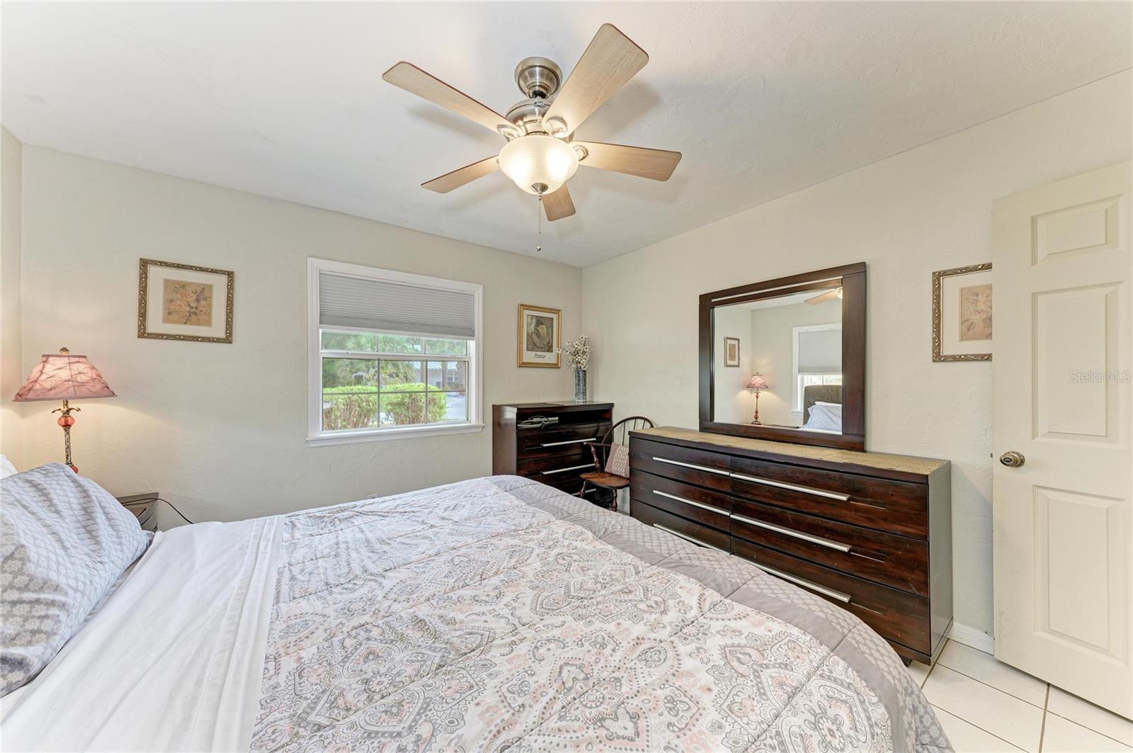 SINGLETARYS - Residential