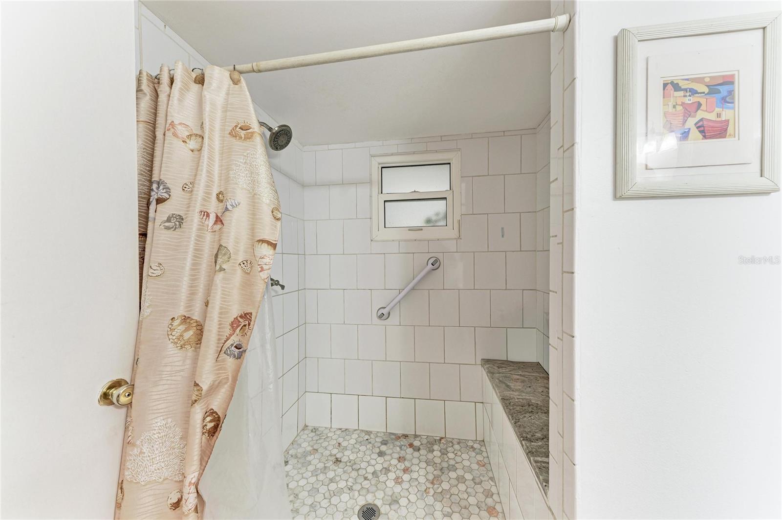SINGLETARYS - Residential