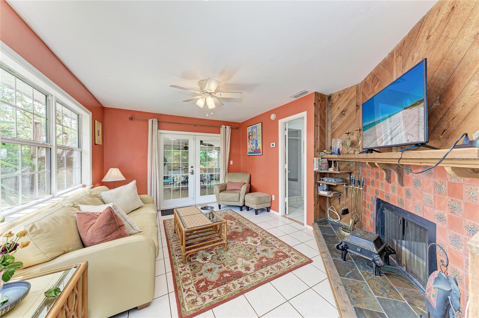 SINGLETARYS - Residential