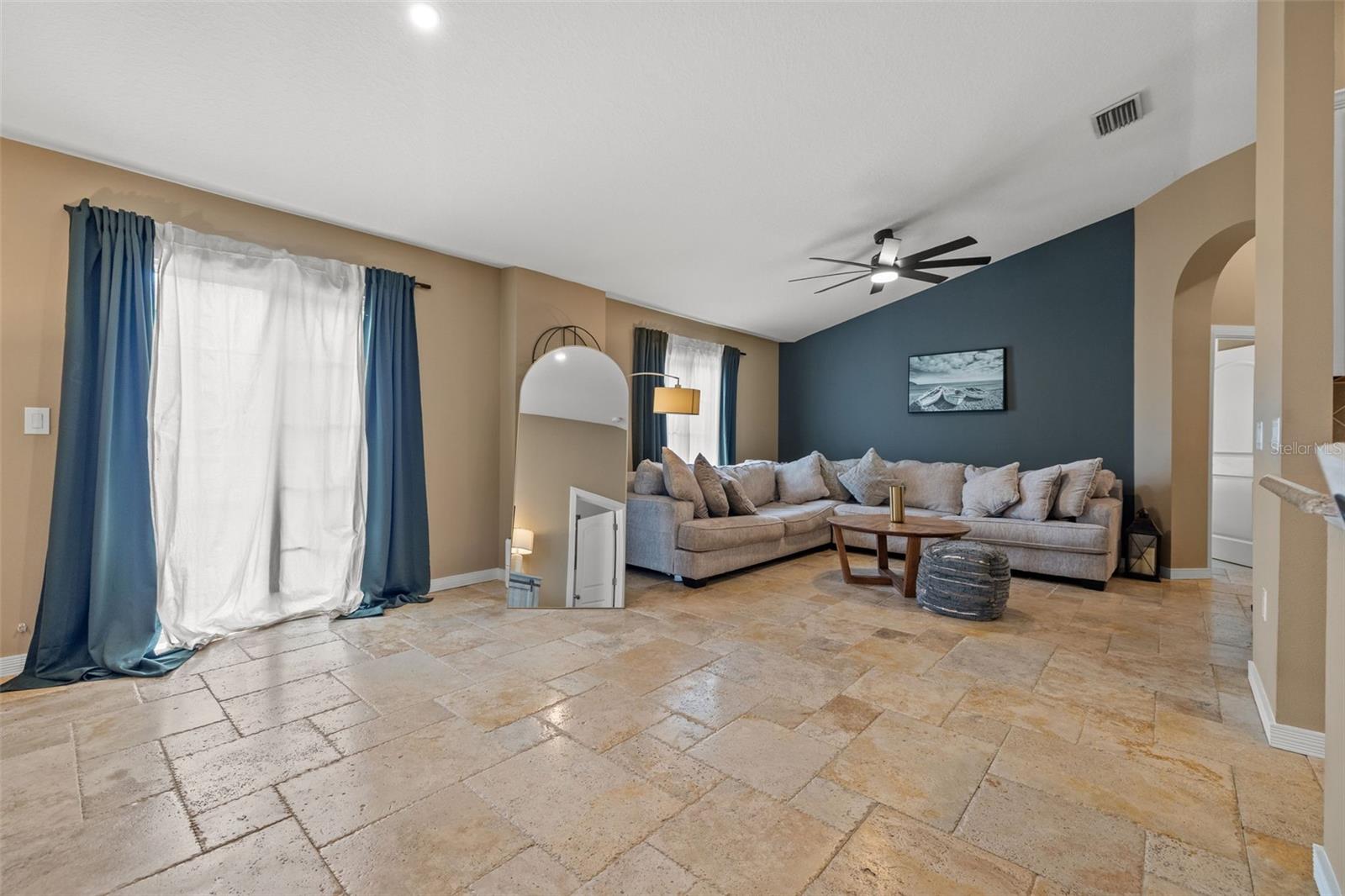 6721 EAGLE FEATHER DRIVE
