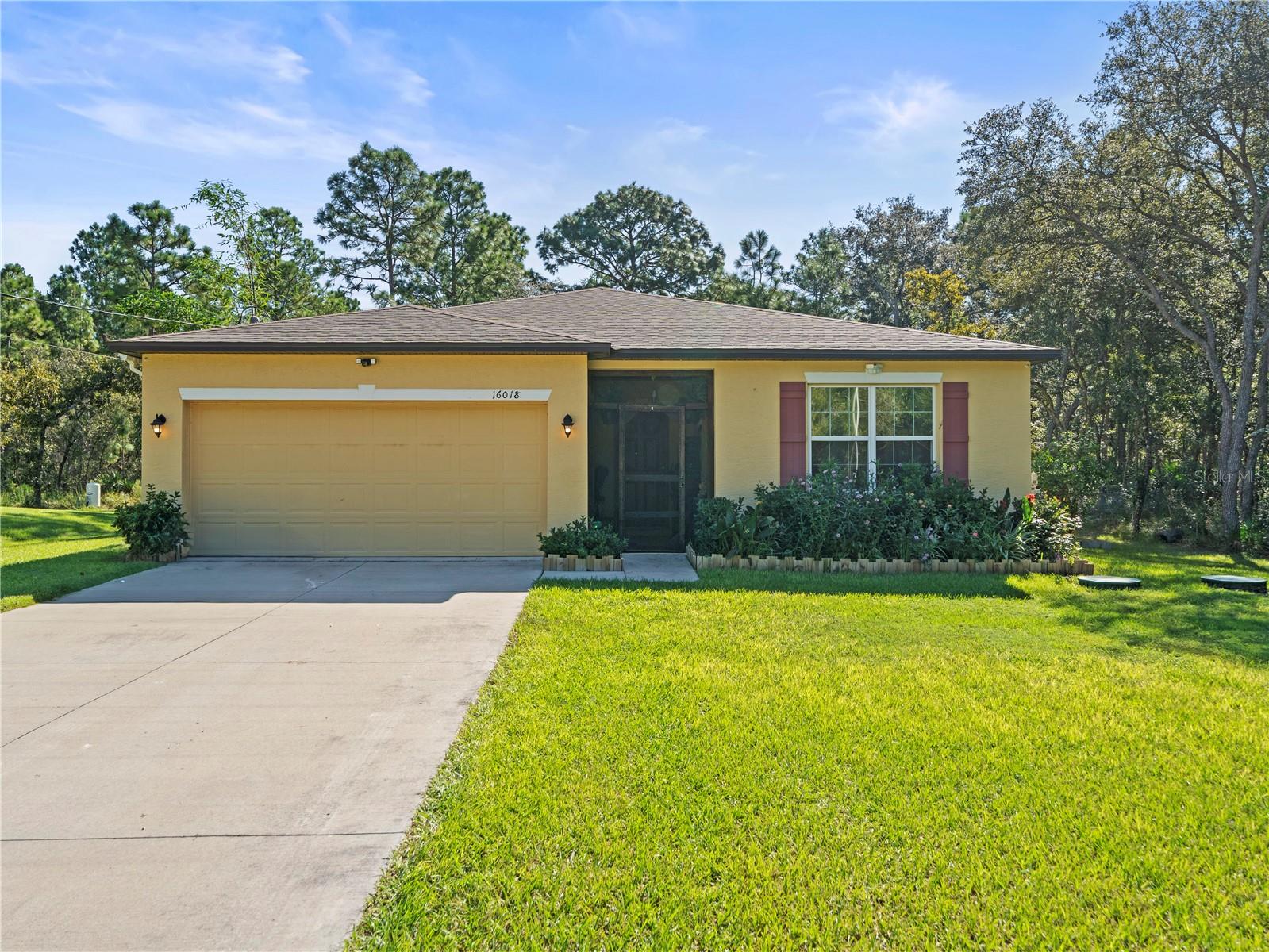 This home was just completed in 2020 and is ready for you to move right in! With four bedrooms, a walk in closet in one of the secondary bedrooms, a HUGE great room and dining space and an enormous kitchen island with bar seating, you won't run out of space for family time, hosting get togethers or just enjoying the extra room! Outside you have almost a half acre to let the dogs loose, let the kids roam, plant a garden, anything you want because there is NO HOA here! Enjoy all the feels of a peaceful, natural homesite, while being just seven miles away from Publix, restaurants, pharmacy, and Dunkin just down the road on US 19 or just nine miles to Cortez Blvd for countless restaurants, outdoor mall, Sam's Club, hospital, and more! Or head north just 15 miles and enjoy the manatees and other wildlife offered at Homosassa Springs State Park! The Nature Coast offers something for everyone: fishing, scalloping, kayaking and canoeing, birdwatching, the beach at Pine Island, Rogers Park, Weeki Wachee Springs mermaid shows and more! Welcome home!