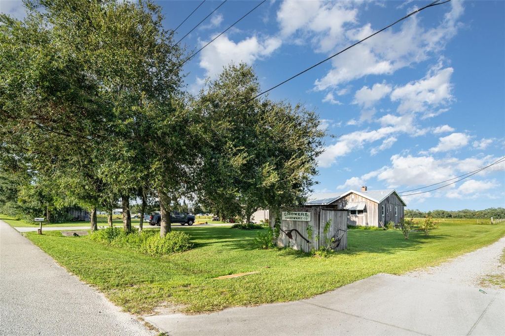 Photo of 5160 Jim Davis Road, Parrish, FL 34219 (MLS # TB8412590)