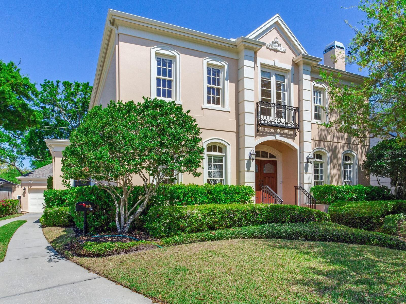 2927 W BAYSHORE COURT