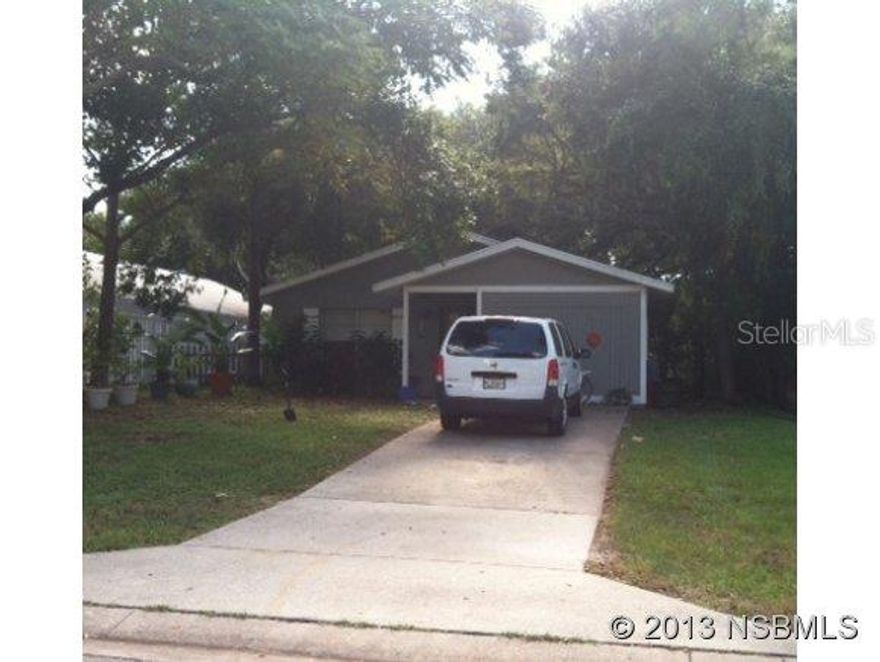 Long term rental ( 1 year lease ) $1200.00 a month. Security deposit $1300.00 , Pet Friendly, Single family home, Unfurnished. ;Security: Patrol