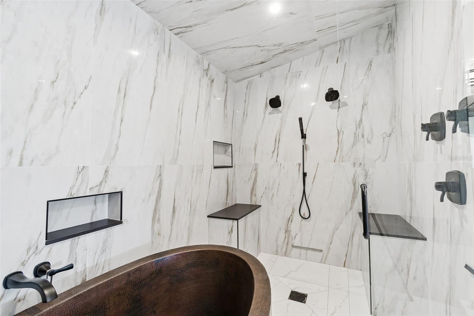 BELLE ISLE - Residential