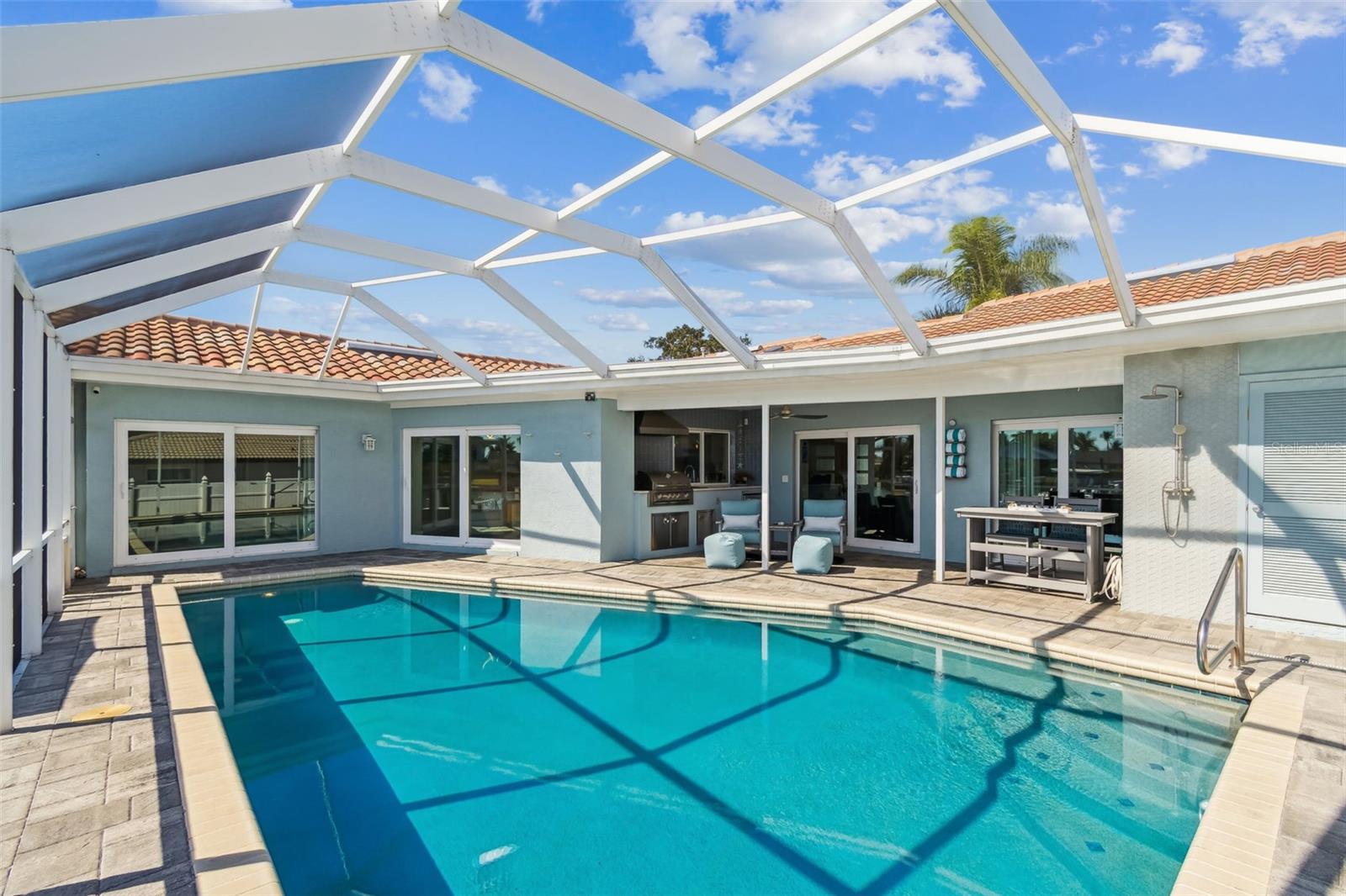 BELLE ISLE - Residential