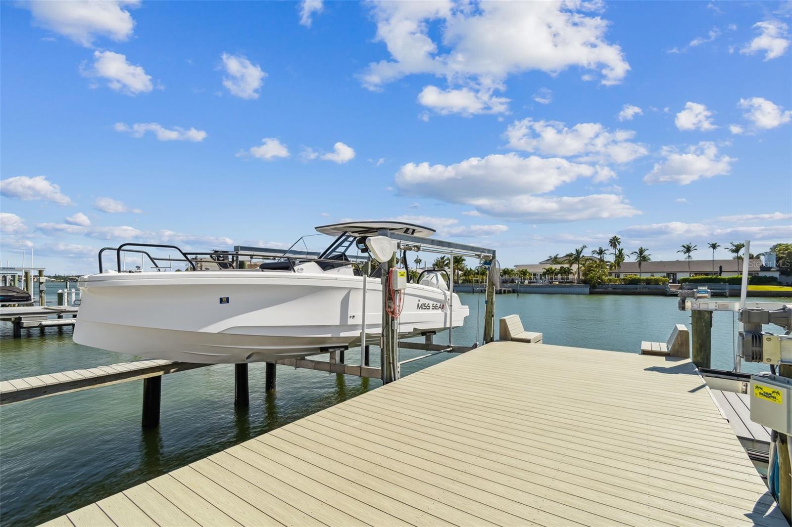 BELLE ISLE - Residential