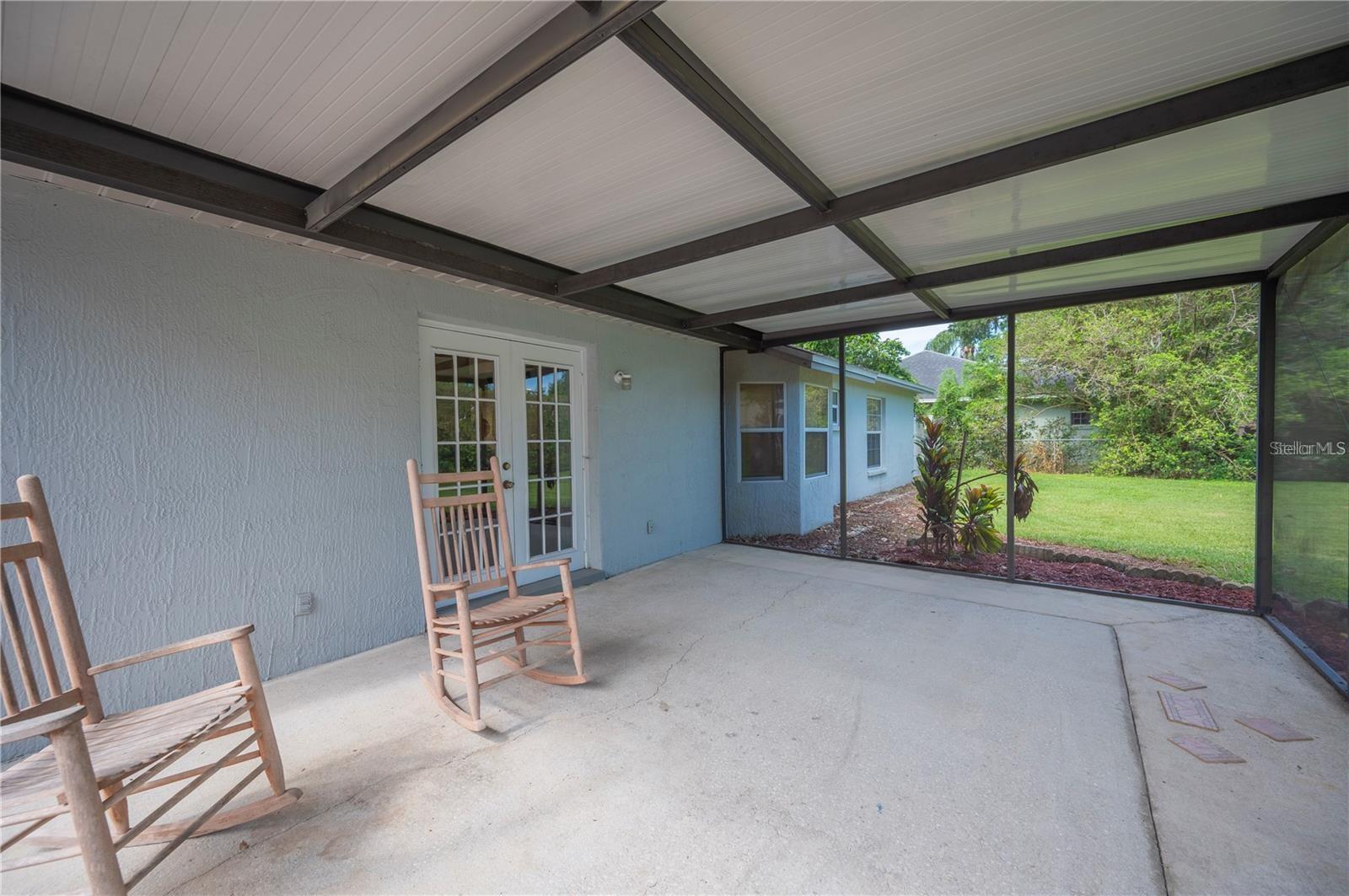 CLUBHOUSE ESTATES - Residential Lease