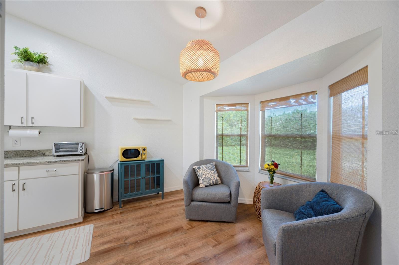 CLUBHOUSE ESTATES - Residential Lease