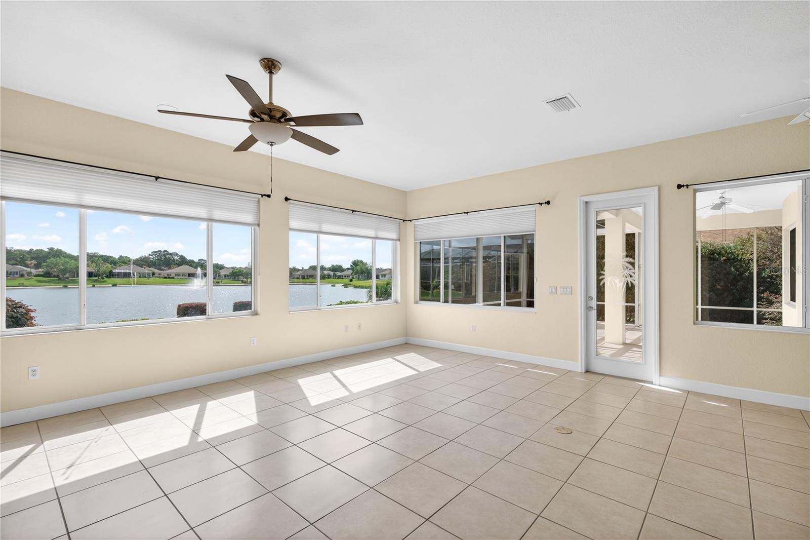 SPRUCE CRK CC TAMARRON REP - Residential