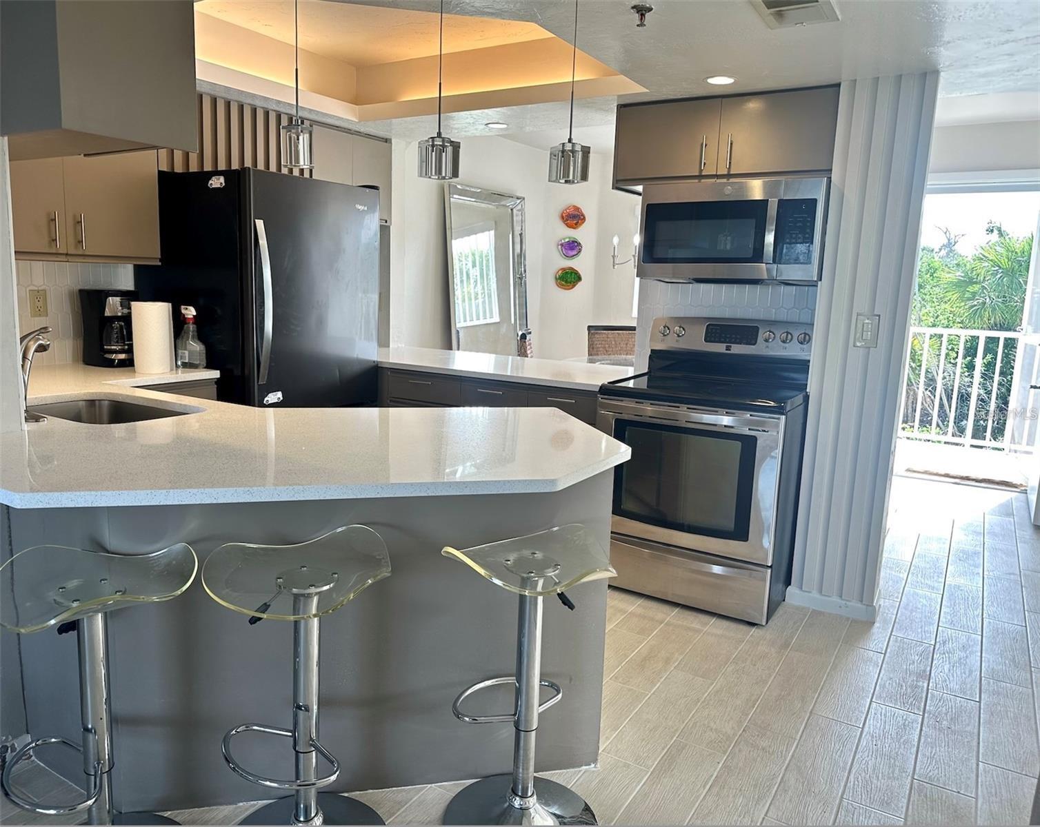 LEMON BAY BREEZES PH 01 - Residential Lease