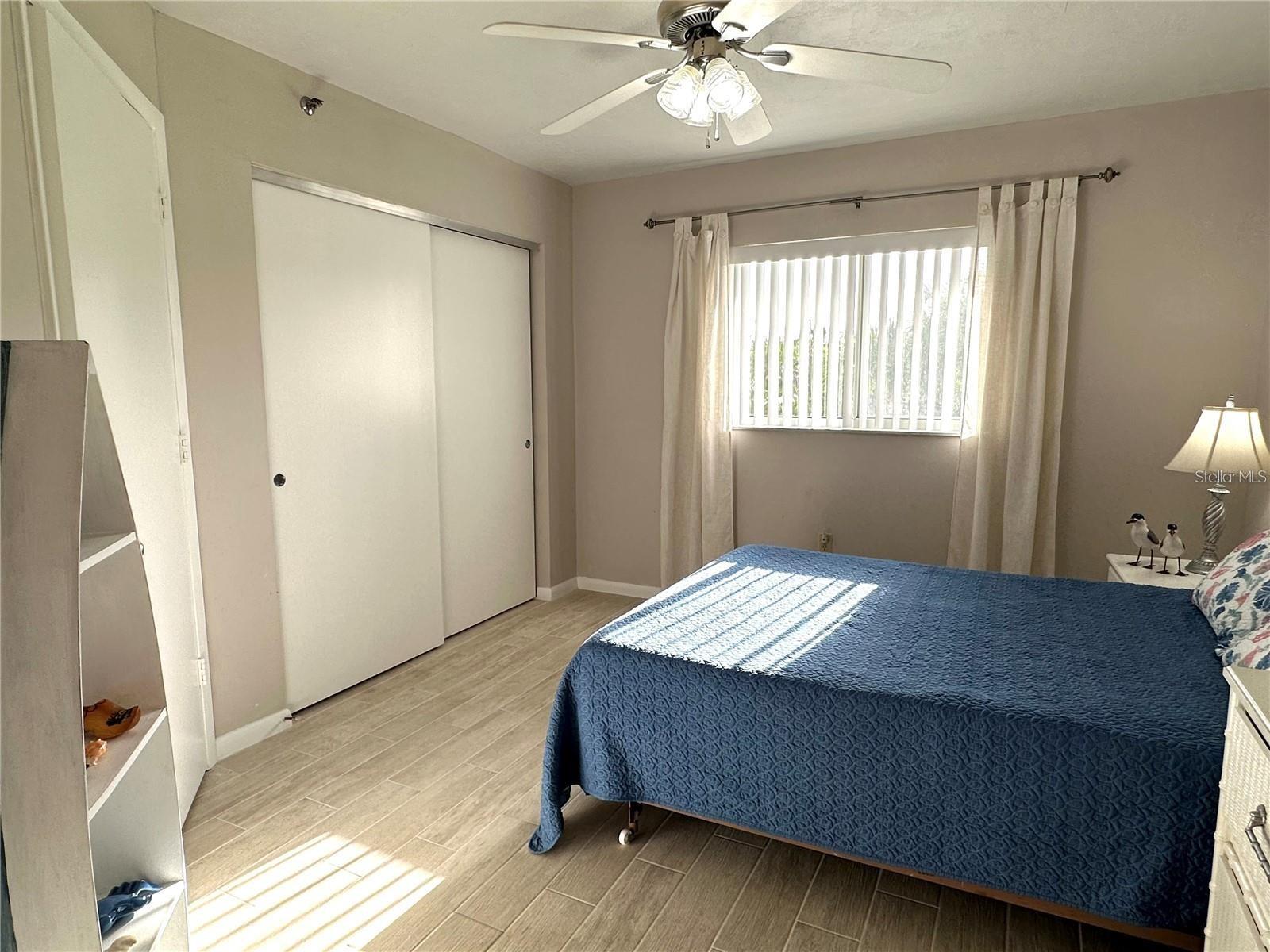 LEMON BAY BREEZES PH 01 - Residential Lease