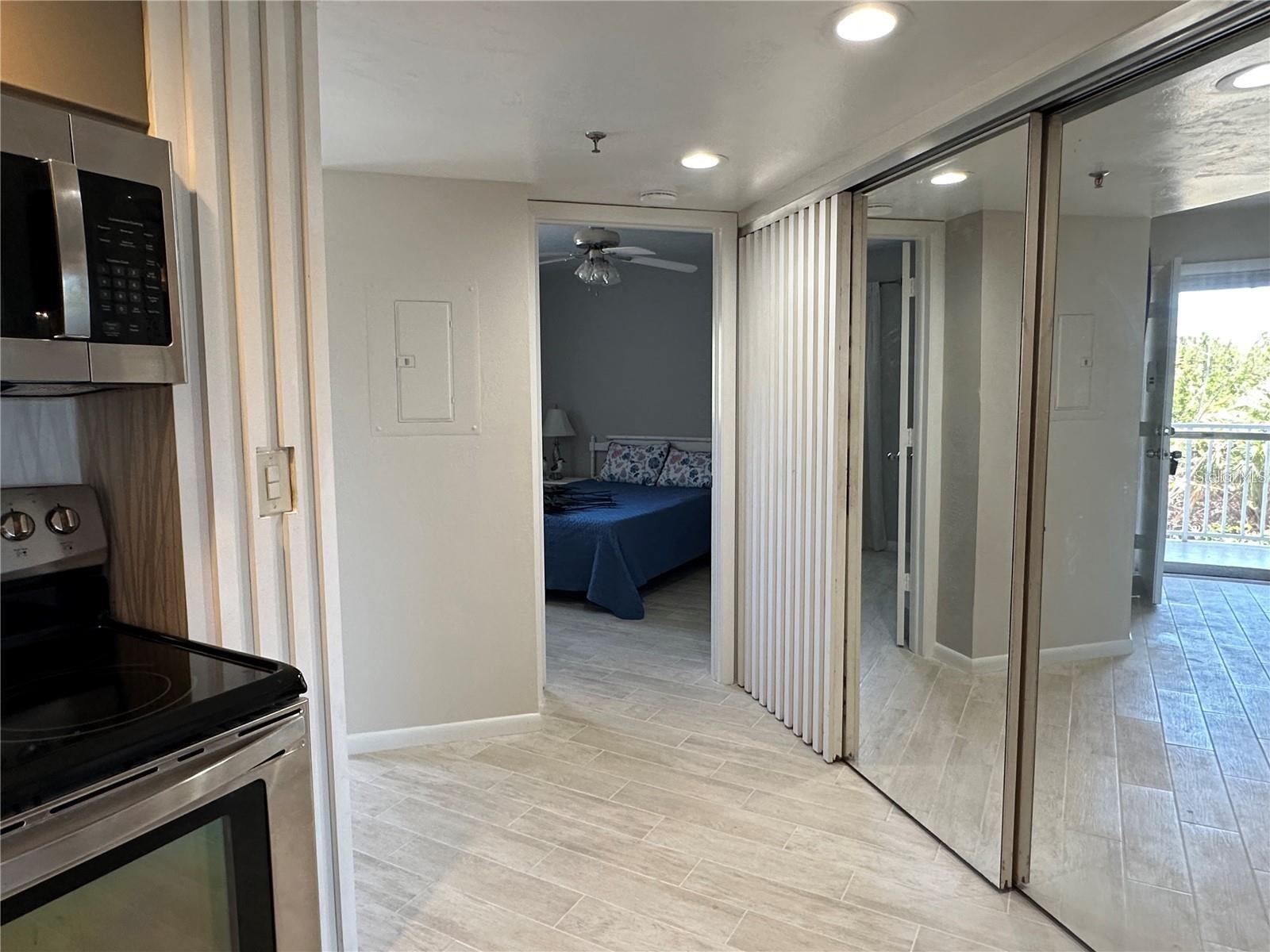 LEMON BAY BREEZES PH 01 - Residential Lease