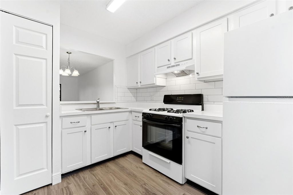 Photo of 1471 Mission Drive E, Clearwater, FL 33759 (MLS # TB8456187)