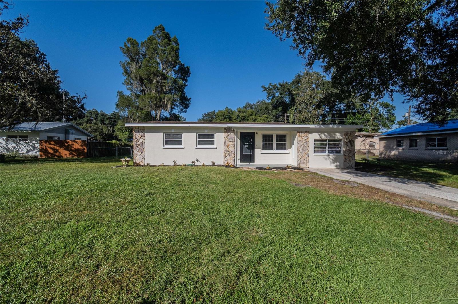 2707 DIXIE ROAD