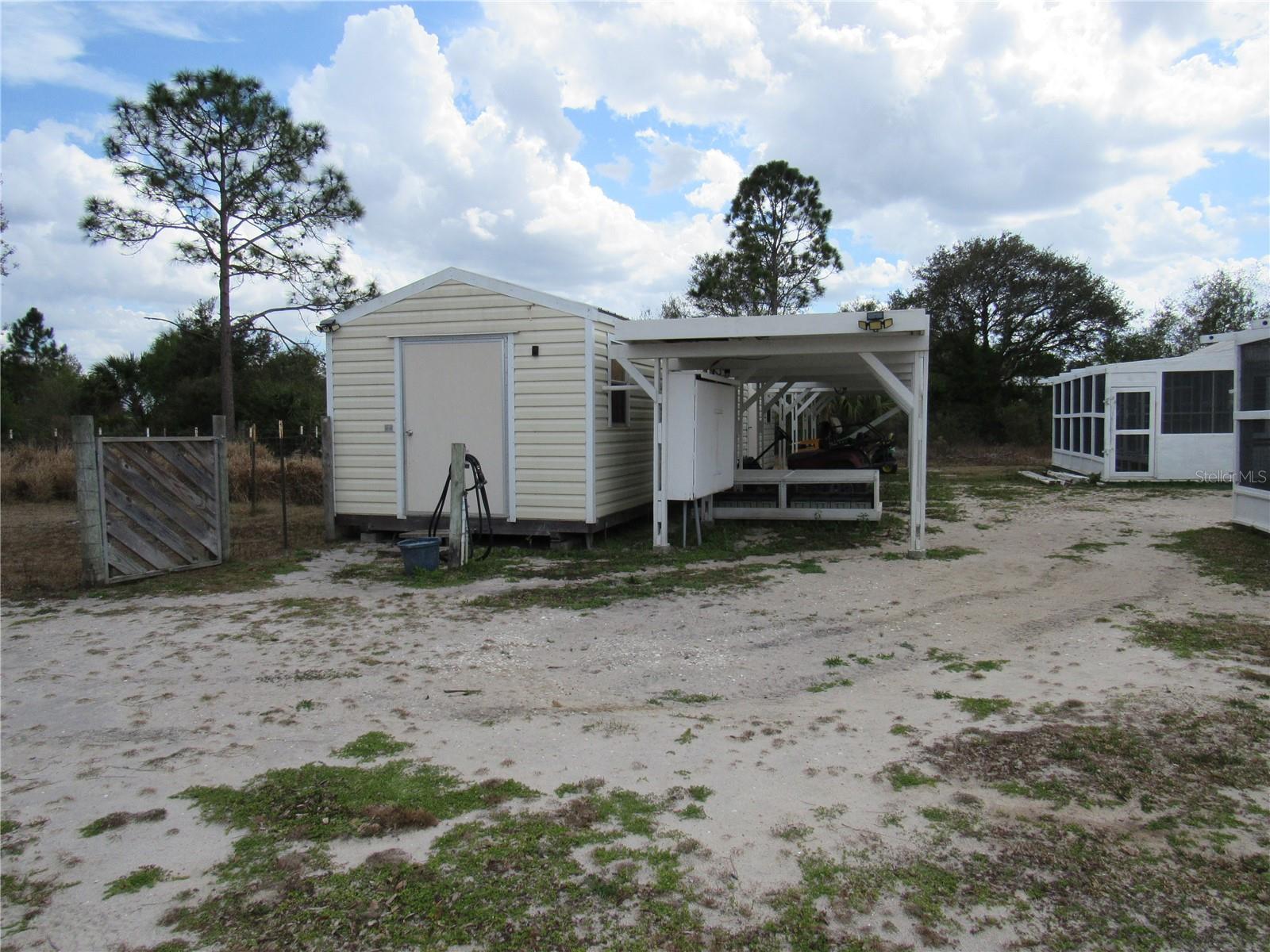 GOLDEN RANCHES 05 - Residential