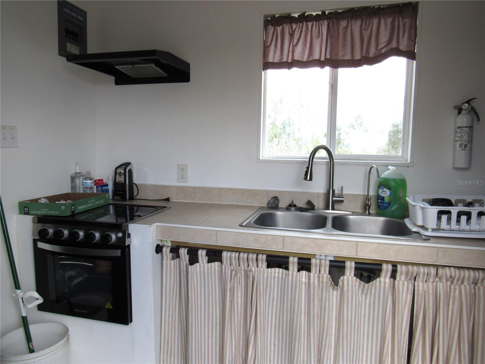 GOLDEN RANCHES 05 - Residential