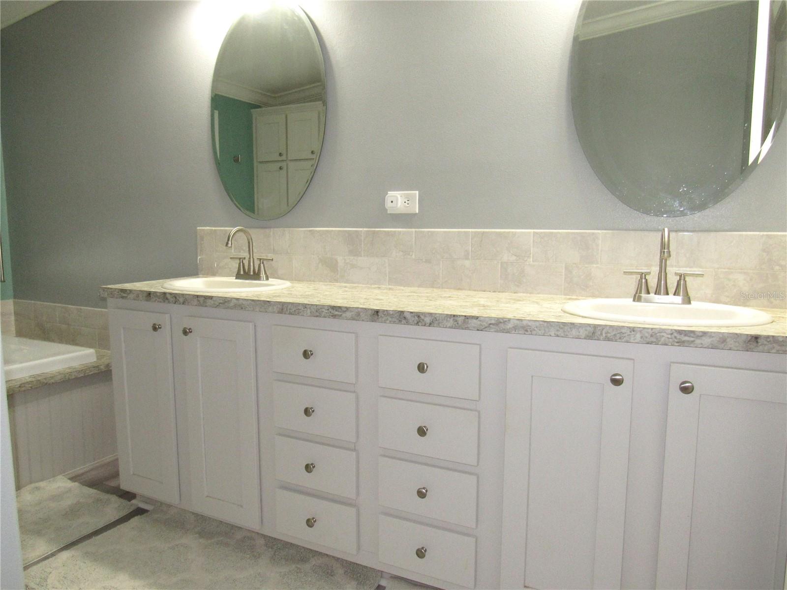 GOLDEN RANCHES 05 - Residential