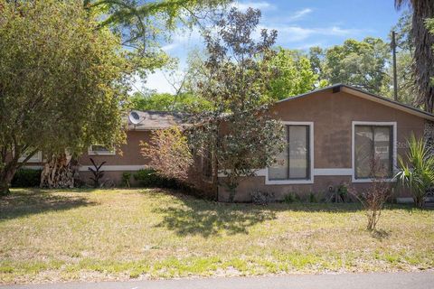 Photo of 717 NW 253rd Street, Newberry, FL 32669 (MLS # TB8497956)