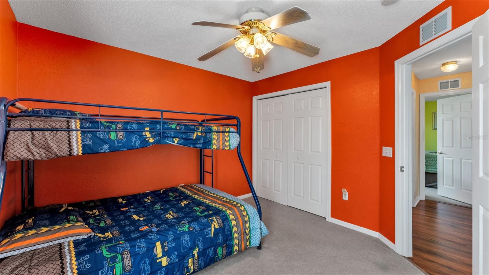 SAVANNA POINTE - Residential