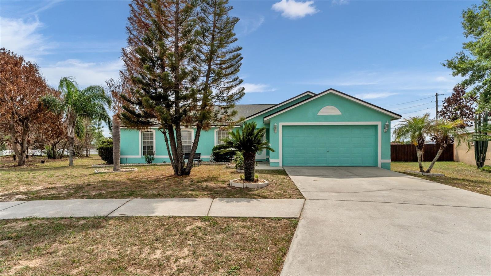 SAVANNA POINTE - Residential