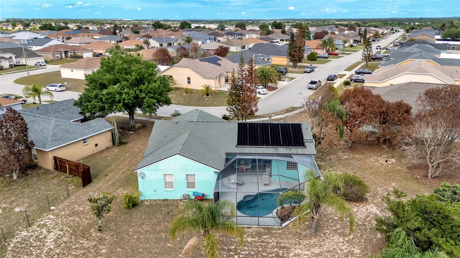 SAVANNA POINTE - Residential