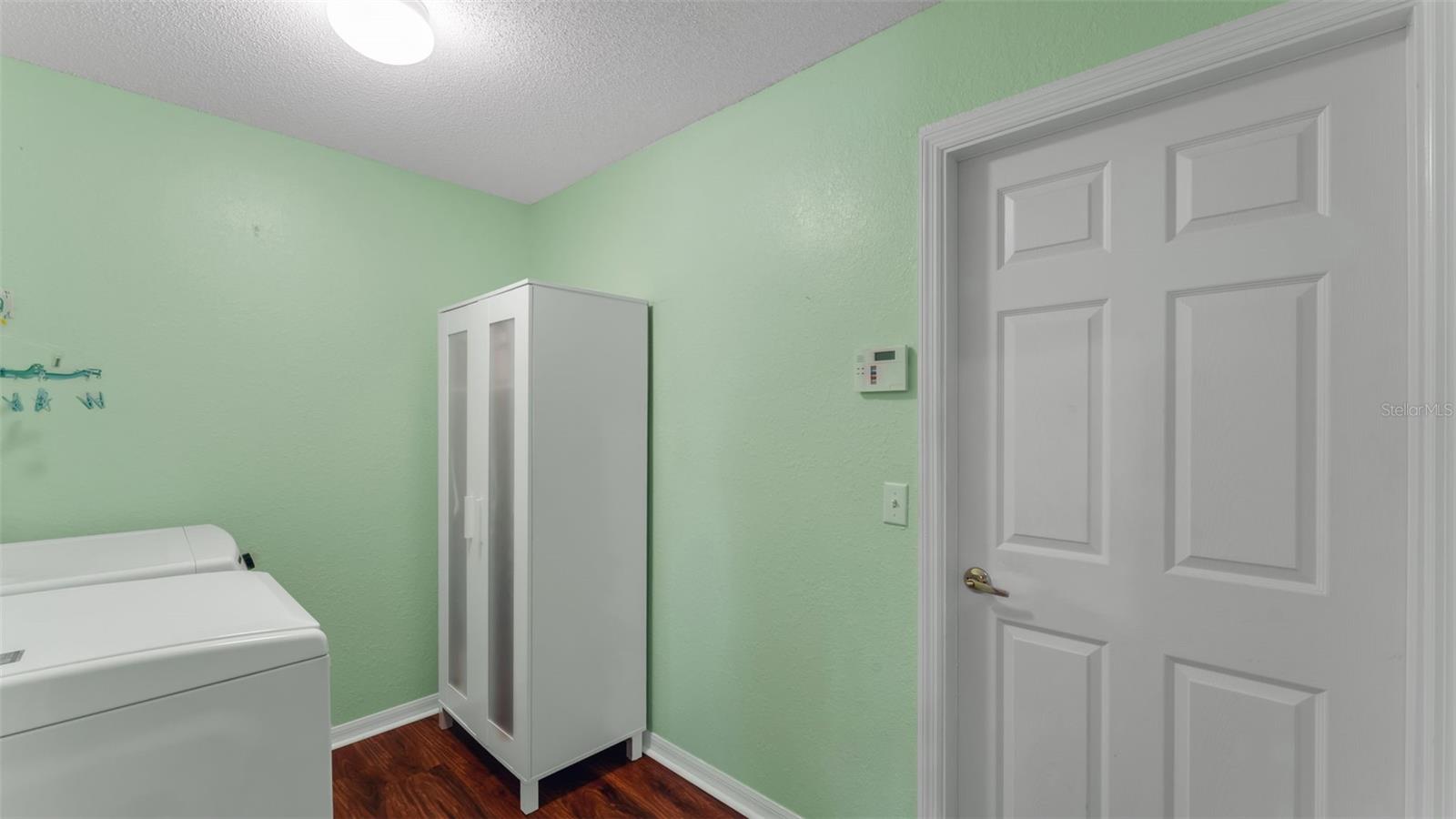 SAVANNA POINTE - Residential