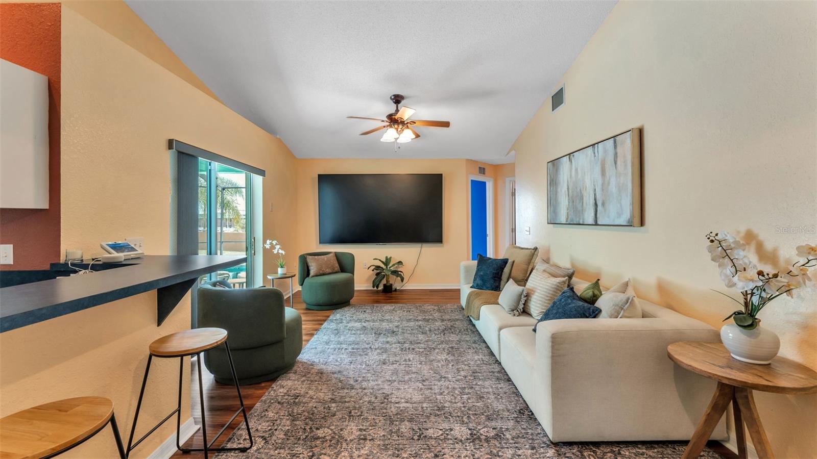 SAVANNA POINTE - Residential