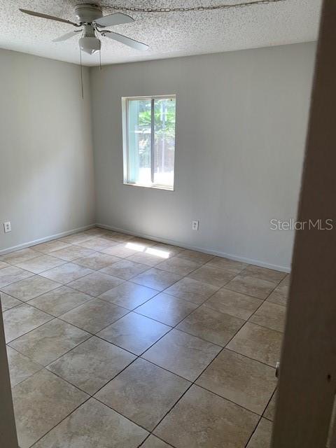 OAK LAKE PARK CONDO - Residential Lease