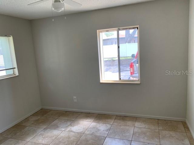 OAK LAKE PARK CONDO - Residential Lease