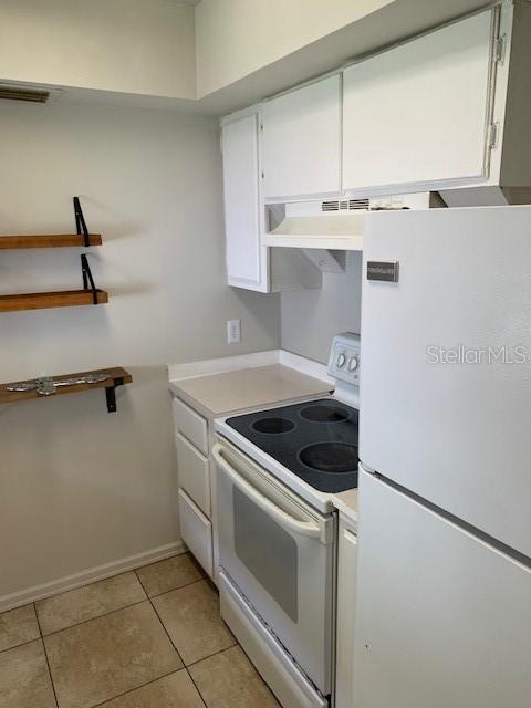 OAK LAKE PARK CONDO - Residential Lease