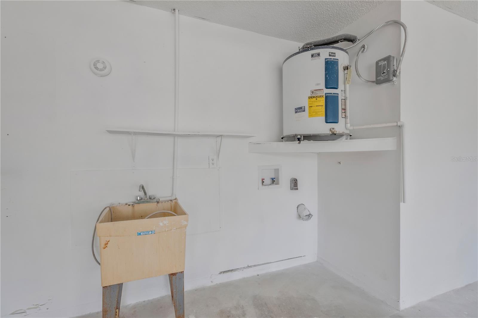 WEST PORT SUB - Residential