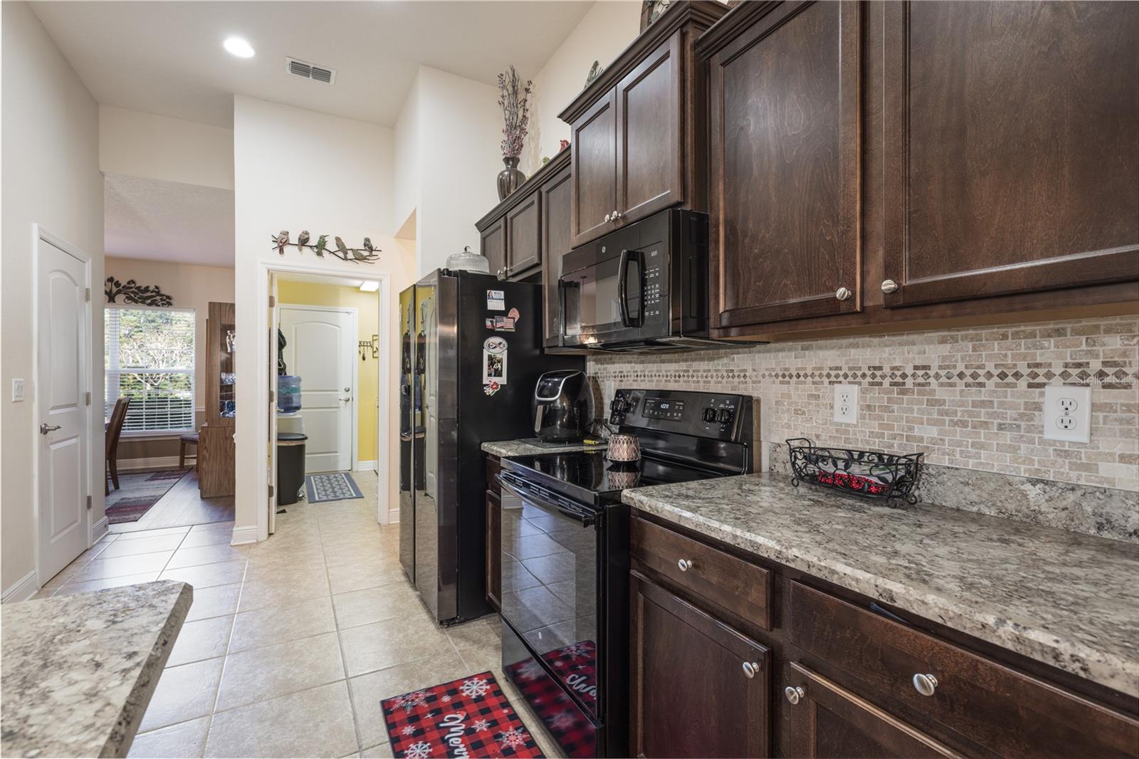 LEESBURG ASHTON WOODS - Residential