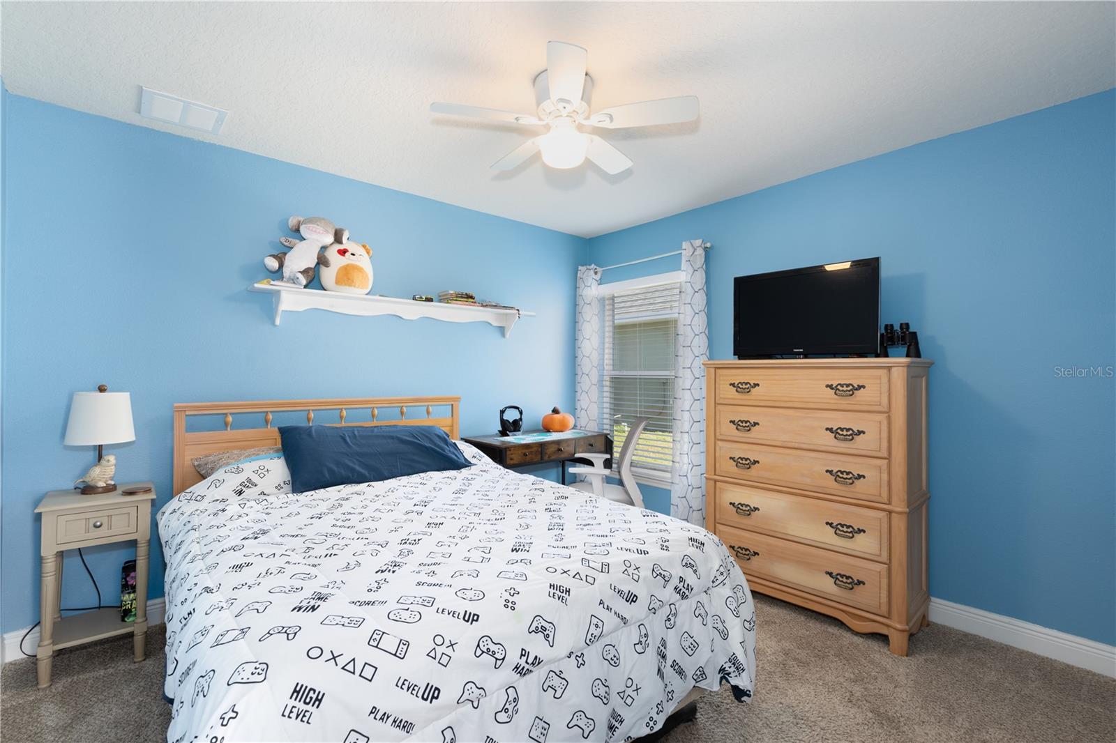 LEESBURG ASHTON WOODS - Residential