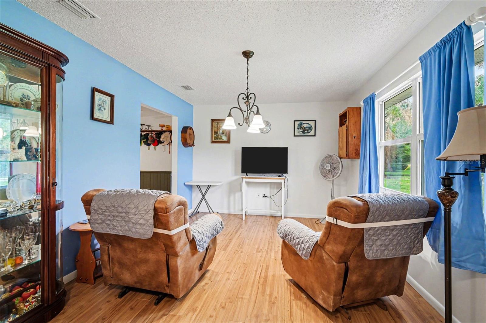 LAND-OR-LKS ACRES 1ST ADD - Residential