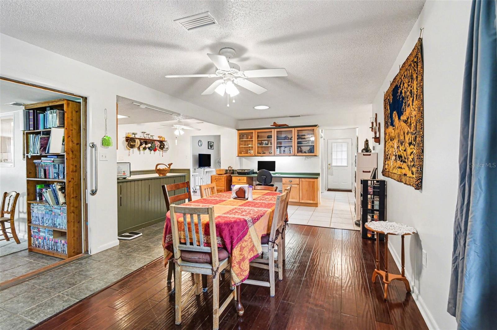 LAND-OR-LKS ACRES 1ST ADD - Residential