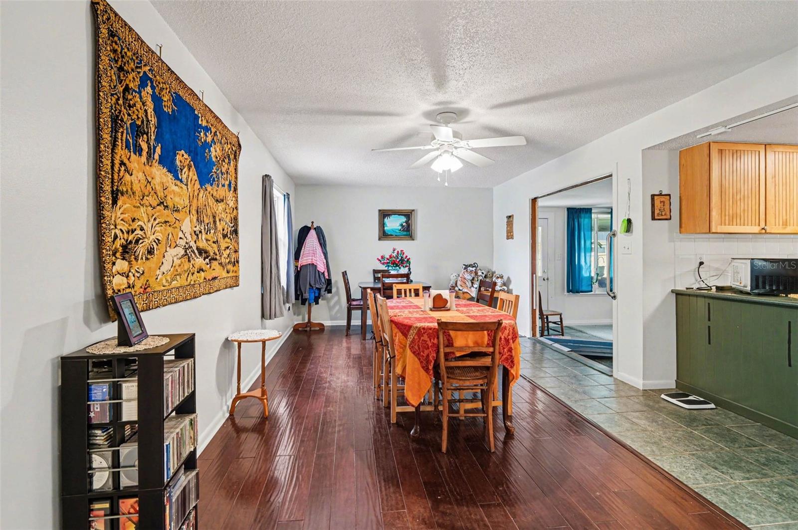 LAND-OR-LKS ACRES 1ST ADD - Residential