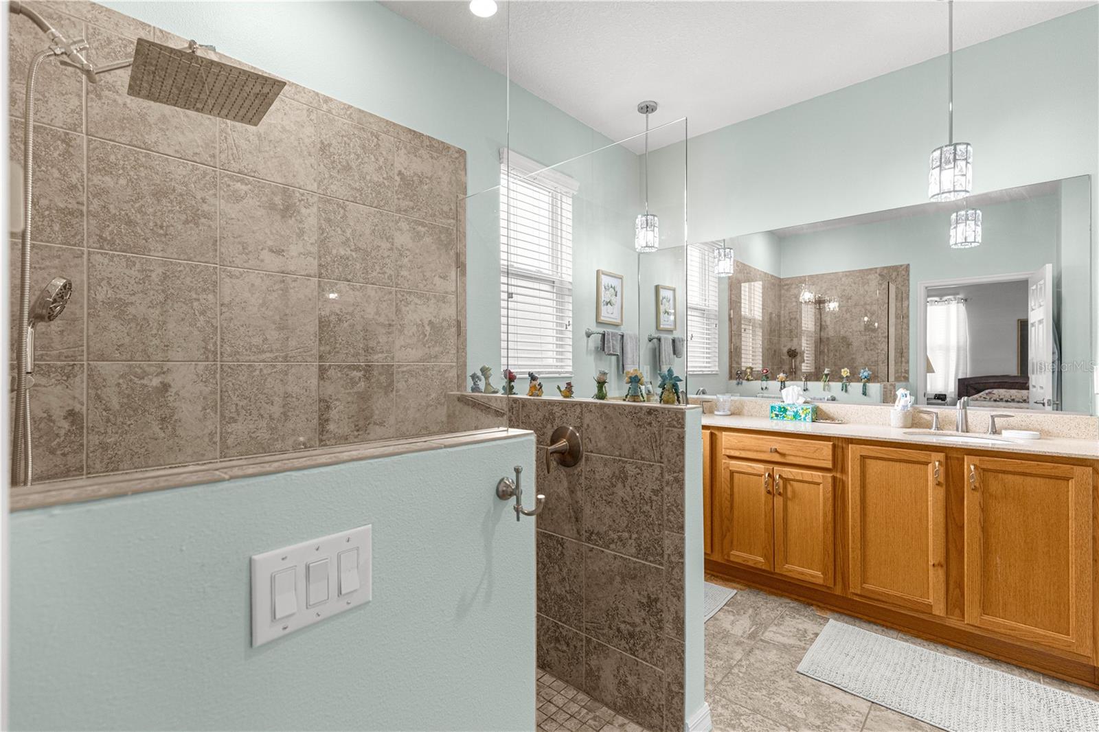 INDIGO EAST - Residential