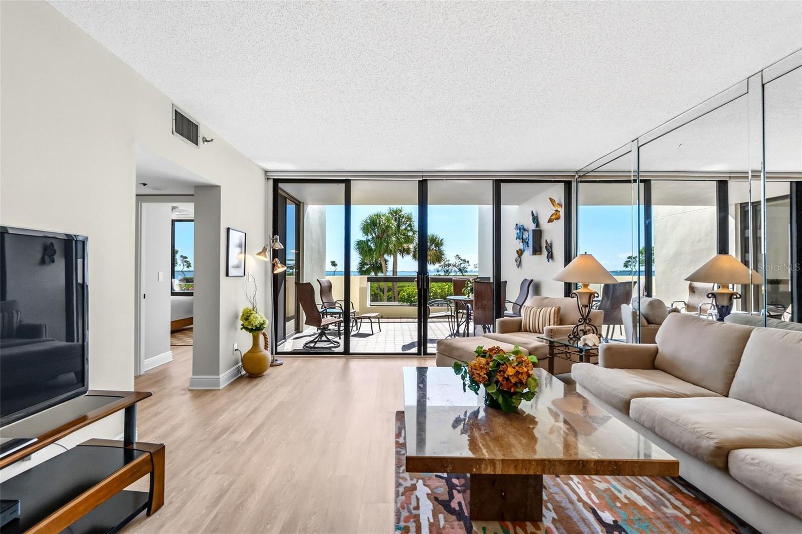 1932 HARBOURSIDE DRIVE 214