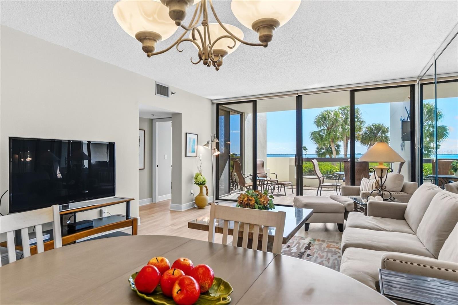 1932 HARBOURSIDE DRIVE 214