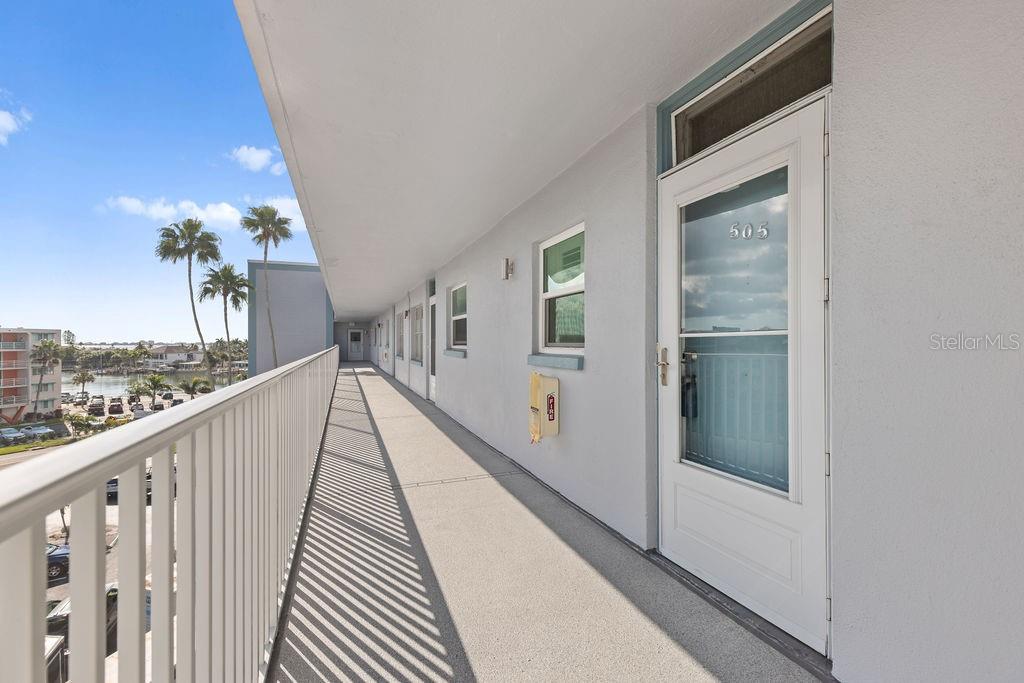 SHORE TOWERS BLDG - Residential